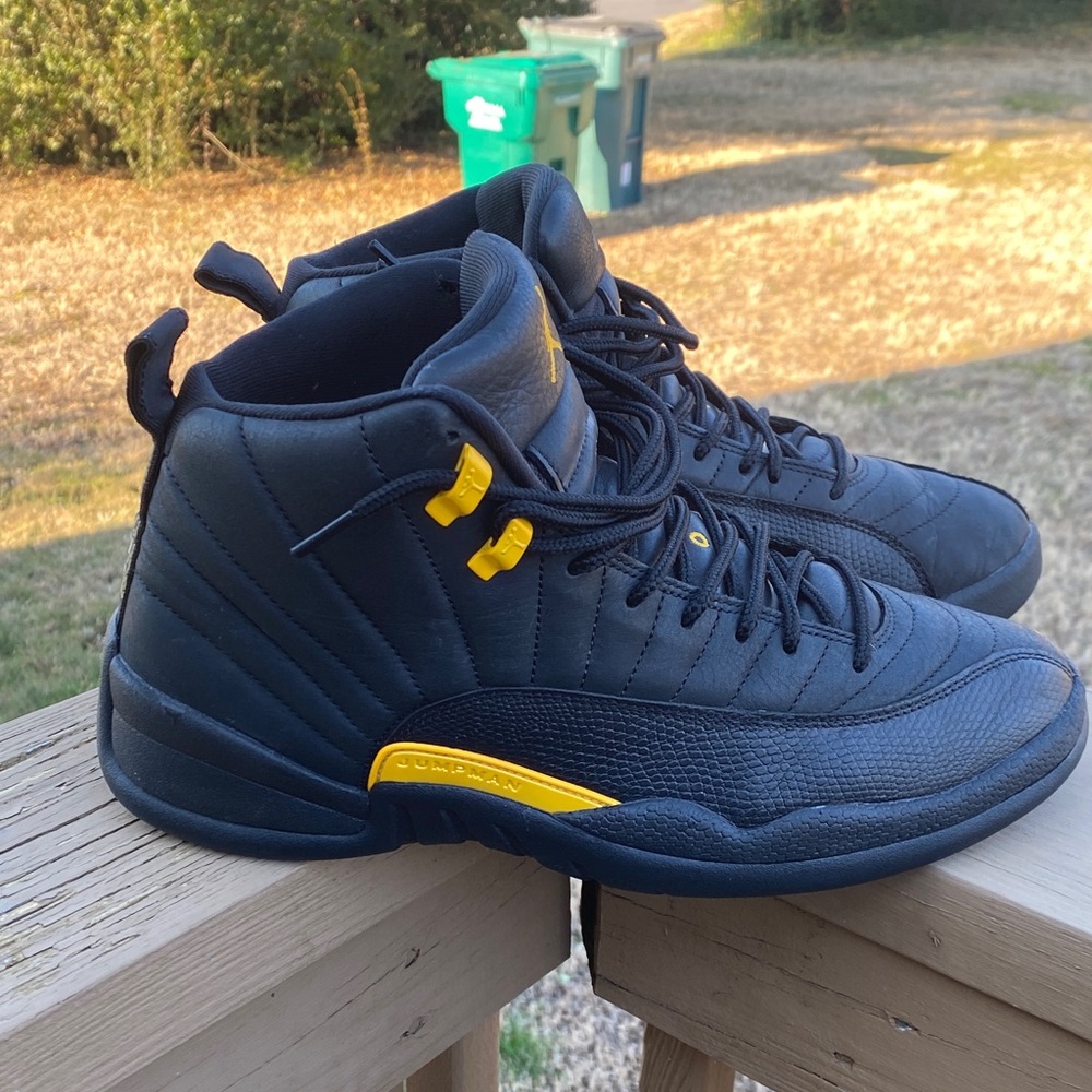 Jordan 12 Black Taxi
